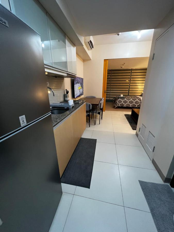 1 Bedroom Uptown Bgc Across Uptown Mall Manila Zewnętrze zdjęcie